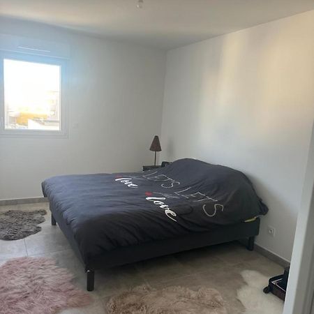 Super Appt 300 M De La Plage Apartment Serignan Ngoại thất bức ảnh